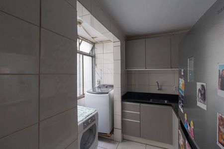 Apartamento à venda com 58m², 2 quartos e sem vagaCozinha e Área de Serviço