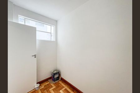 Apartamento à venda com 76m², 2 quartos e 1 vagaQuarto de Serviço