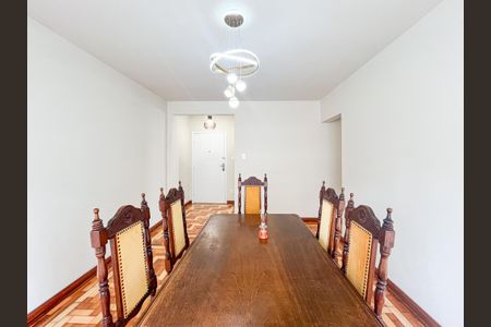 Apartamento à venda com 76m², 2 quartos e 1 vagaSala