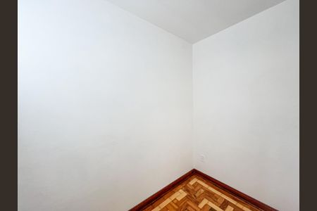 Apartamento à venda com 76m², 2 quartos e 1 vagaQuarto de Serviço