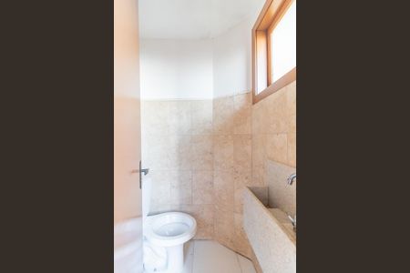 Casa de condomínio à venda com 130m², 2 quartos e 2 vagasLavabo