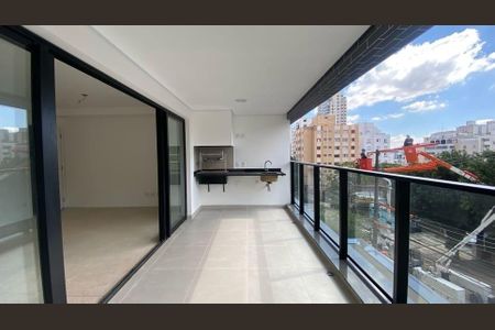 Apartamento à venda com 130m², 3 quartos e 3 vagas
