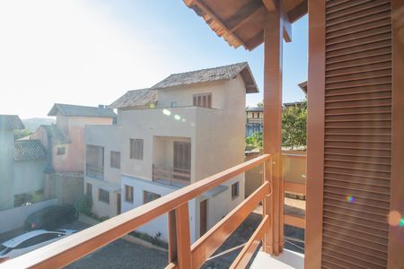 Casa à venda com 130m², 2 quartos e 2 vagas Casa à venda com 130m², 2 quartos e 2 vagasVaranda do Quarto 2