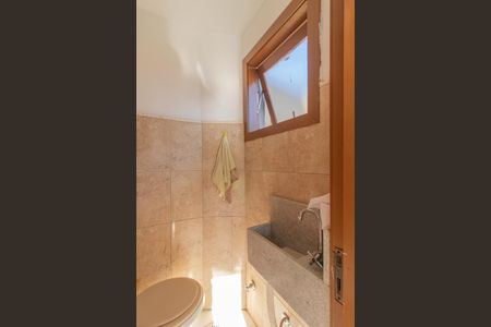 Casa à venda com 130m², 2 quartos e 2 vagas Casa à venda com 130m², 2 quartos e 2 vagasLavabo