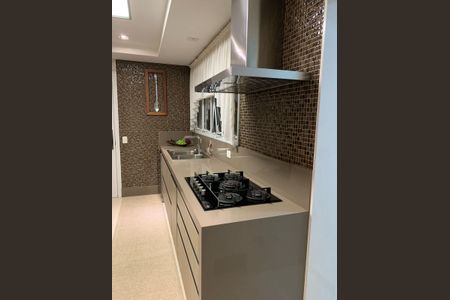 Apartamento à venda com 155m², 3 quartos e 3 vagasCozinha