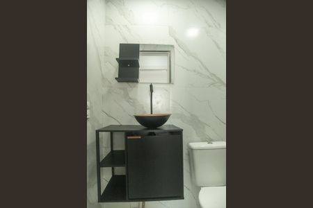 Apartamento para alugar com 37m², 2 quartos e sem vaga Apartamento para alugar com 37m², 2 quartos e sem vagaBanheiro