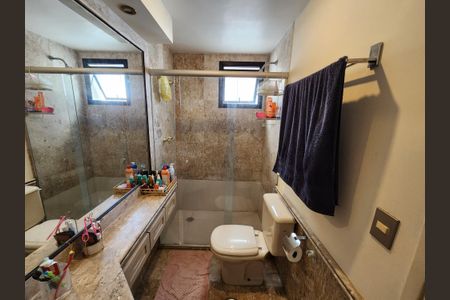 Apartamento para alugar com 65m², 2 quartos e 1 vagaBanheiro da Suíte