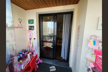 Apartamento para alugar com 65m², 2 quartos e 1 vagaVaranda