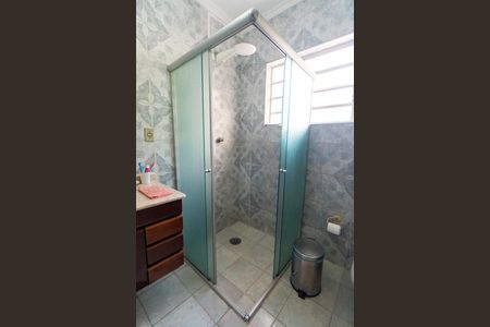 Casa à venda com 215m², 4 quartos e 2 vagasBanheiro Social 