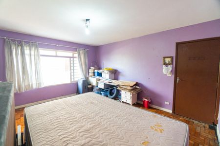 Casa à venda com 215m², 4 quartos e 2 vagasQuarto de Serviço