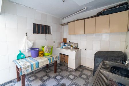 Casa à venda com 215m², 4 quartos e 2 vagasÁrea de Serviço