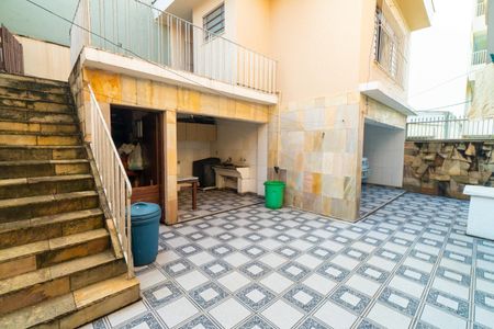 Casa à venda com 215m², 4 quartos e 2 vagasQuintal