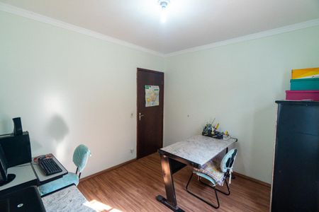 Casa à venda com 215m², 4 quartos e 2 vagasQuarto 3