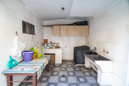 Casa à venda com 215m², 4 quartos e 2 vagasÁrea de Serviço