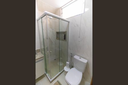 Casa à venda com 300m², 5 quartos e 3 vagas Casa à venda com 300m², 5 quartos e 3 vagasBanheiro da Suíte 1