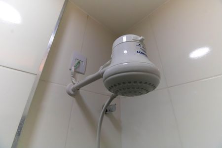 Casa à venda com 300m², 5 quartos e 3 vagas Casa à venda com 300m², 5 quartos e 3 vagasBanheiro da Suíte Externa