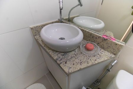 Casa à venda com 300m², 5 quartos e 3 vagas Casa à venda com 300m², 5 quartos e 3 vagasBanheiro da Suíte Externa