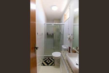 Casa à venda com 300m², 5 quartos e 3 vagas Casa à venda com 300m², 5 quartos e 3 vagasBanheiro da Suíte 3