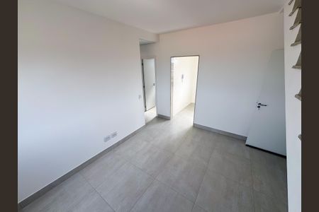 Apartamento à venda com 112m², 2 quartos e 1 vaga Apartamento à venda com 112m², 2 quartos e 1 vagaSala