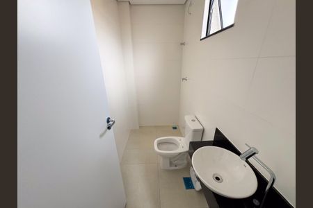 Apartamento à venda com 112m², 2 quartos e 1 vaga Apartamento à venda com 112m², 2 quartos e 1 vagaBanheiro