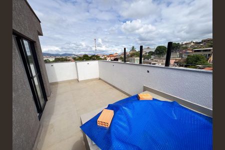 Apartamento à venda com 112m², 2 quartos e 1 vaga Apartamento à venda com 112m², 2 quartos e 1 vagaCobertura