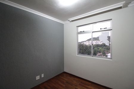 Apartamento à venda com 98m², 3 quartos e 2 vagasQuarto 1