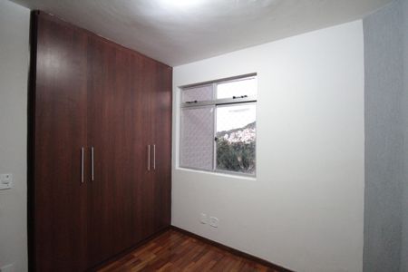 Apartamento à venda com 98m², 3 quartos e 2 vagasQuarto 2
