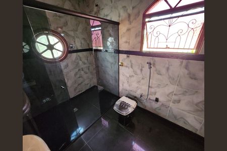 Casa para alugar com 160m², 4 quartos e 1 vaga Casa para alugar com 160m², 4 quartos e 1 vagaBanheiro da Suíte 1