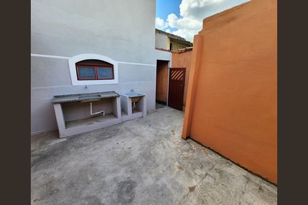 Casa para alugar com 160m², 4 quartos e 1 vaga Casa para alugar com 160m², 4 quartos e 1 vagaLavanderia