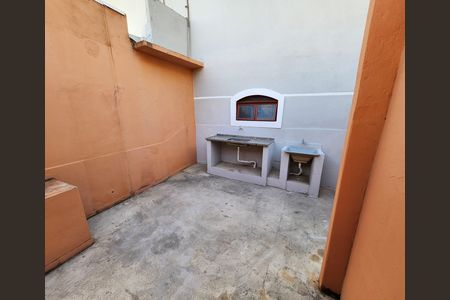 Casa para alugar com 160m², 4 quartos e 1 vaga Casa para alugar com 160m², 4 quartos e 1 vagaLavanderia