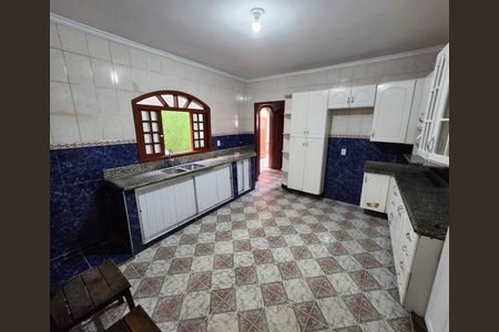 Casa para alugar com 160m², 4 quartos e 1 vaga Casa para alugar com 160m², 4 quartos e 1 vagaCozinha