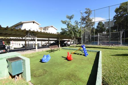 Apartamento para alugar com 59m², 3 quartos e 1 vagaÁrea comum - Playground