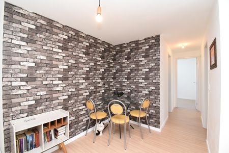 Sala de apartamento para alugar com 3 quartos, 59m² em Santa Cândida, Curitiba