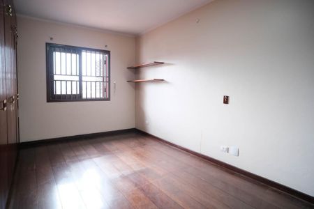 Casa à venda com 380m², 4 quartos e 4 vagasQuarto 2