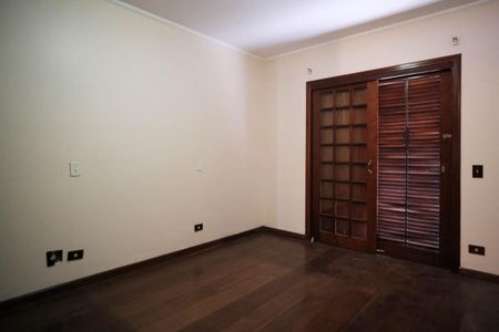 Casa à venda com 380m², 4 quartos e 4 vagasSuíte 2