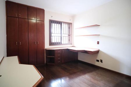 Casa à venda com 380m², 4 quartos e 4 vagasQuarto 1