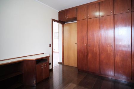 Casa à venda com 380m², 4 quartos e 4 vagasQuarto 1