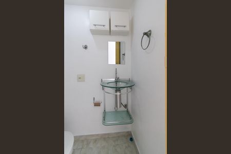 Apartamento à venda com 65m², 2 quartos e 1 vagaBanheiro Social