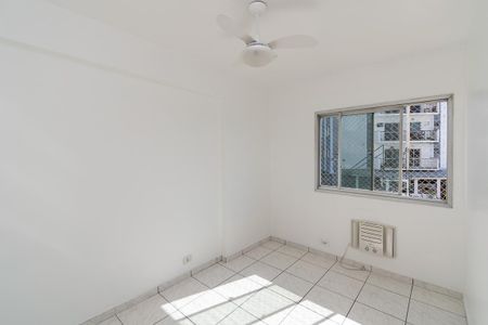 Apartamento à venda com 65m², 2 quartos e 1 vagaQuarto 2