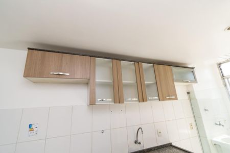 Apartamento à venda com 65m², 2 quartos e 1 vagaCozinha - Armários