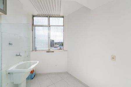 Apartamento à venda com 65m², 2 quartos e 1 vagaÁrea de Serviço
