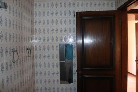 Casa à venda com 112m², 2 quartos e 1 vagaBanheiro