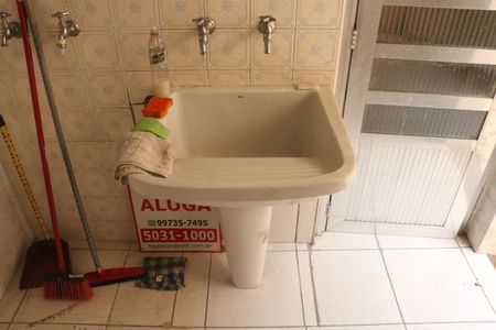 Casa à venda com 112m², 2 quartos e 1 vagaÁrea de Serviço