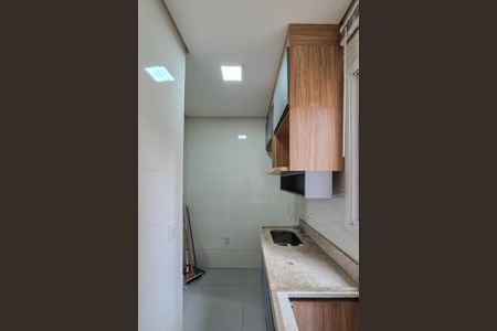Apartamento à venda com 45m², 2 quartos e 1 vaga Apartamento à venda com 45m², 2 quartos e 1 vagaCozinha - Armários