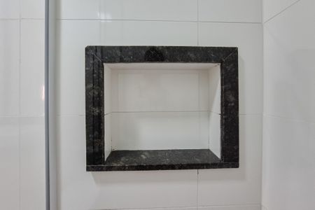 Apartamento à venda com 45m², 2 quartos e 1 vaga Apartamento à venda com 45m², 2 quartos e 1 vagaBanheiro Social