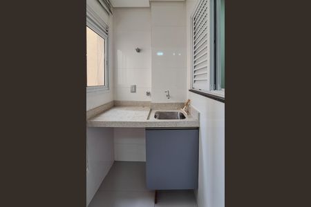 Apartamento à venda com 45m², 2 quartos e 1 vaga Apartamento à venda com 45m², 2 quartos e 1 vagaÁrea de Serviço