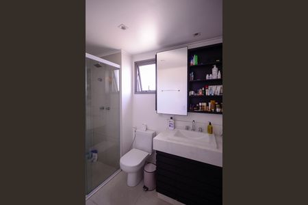 Apartamento à venda com 133m², 3 quartos e 2 vagasBanheiro Quarto 1