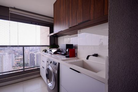 Apartamento à venda com 133m², 3 quartos e 2 vagasVaranda/Área de Serviço