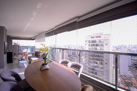 Apartamento à venda com 133m², 3 quartos e 2 vagasVaranda/Área de Serviço