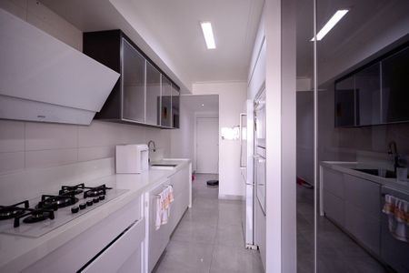 Apartamento à venda com 133m², 3 quartos e 2 vagasCozinha
